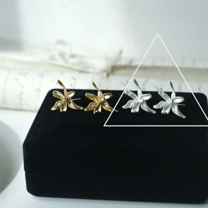 Floral Alloy Stud Earring - EH2121 - 1 Pair - Gold