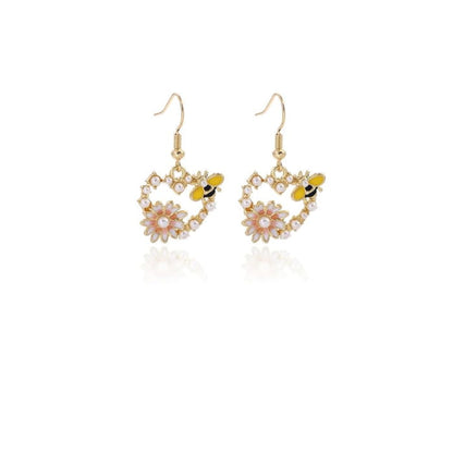 Floral Faux Pearl Bee Alloy Drop Earring