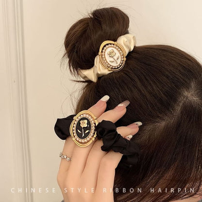 Floral Faux Pearl Mesh Hair Clamp / Scrunchie / Clip