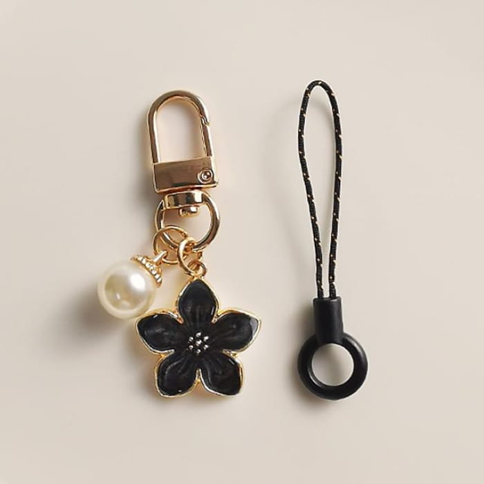 Floral Faux Pearl Phone Charm - Black / One Size