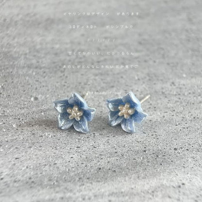 Floral Resin Alloy Stud Earring - 1 Pair - Blue / One Size