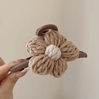 Floral Yarn Hair Clamp - 02 - Khaki / One Size