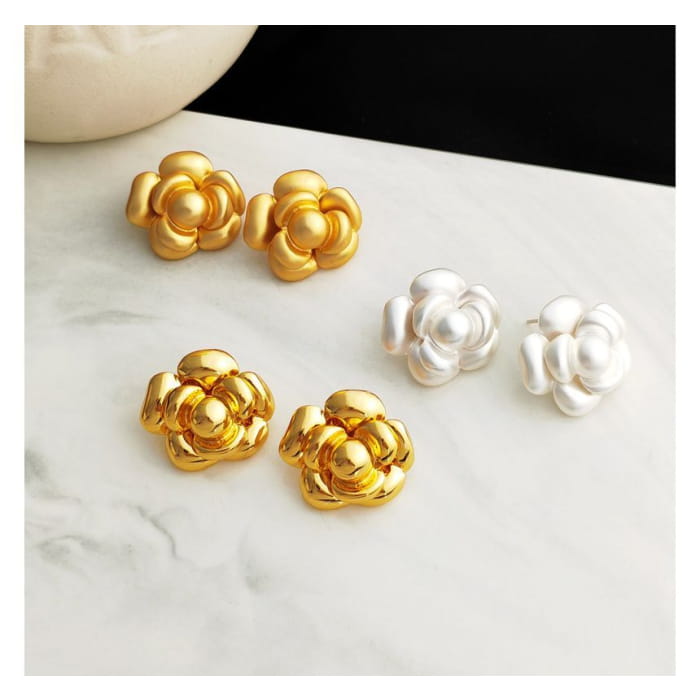 Flower Alloy Earring - 1 Pair - Matte - Gold / One Size