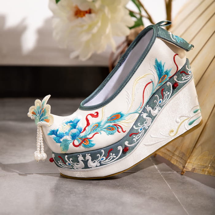 Flower Embroidery Butterfly Pearl Decor Wedge Shoes