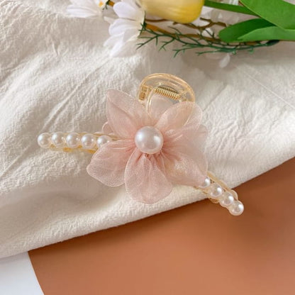 Flower Faux Pearl Hair Claw - Light Pink / One Size