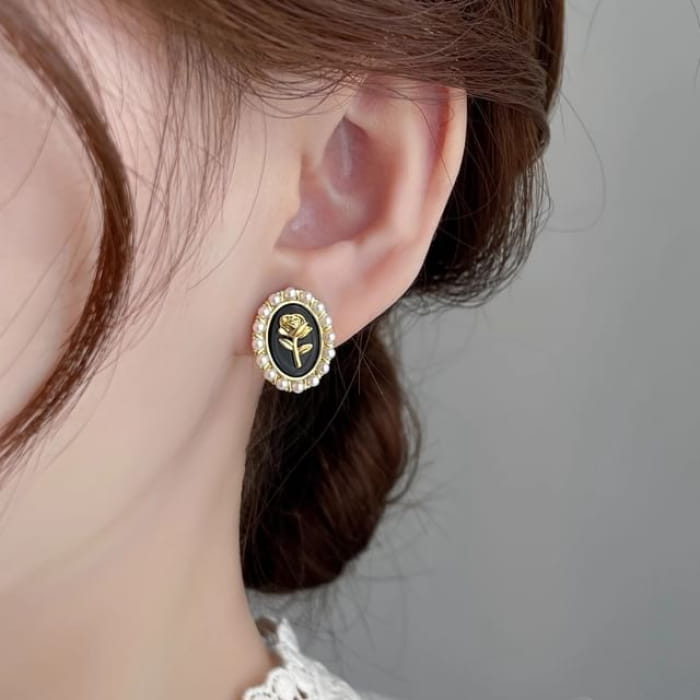 Flower Faux Pearl Stud Earring - 1 Pair - A464 - Black