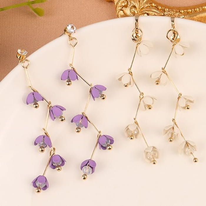 Flower Resin Dangle Earring