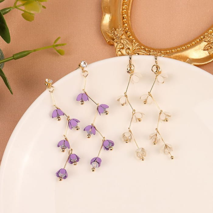 Flower Resin Dangle Earring