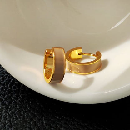 Glaze Huggie Earring