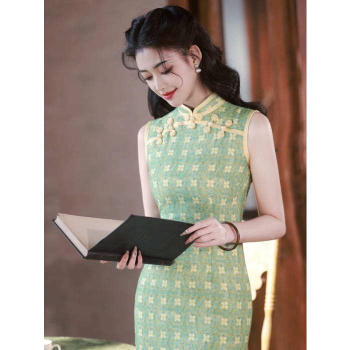 Green Floral Patterned Cheongsam - Female Hanfu