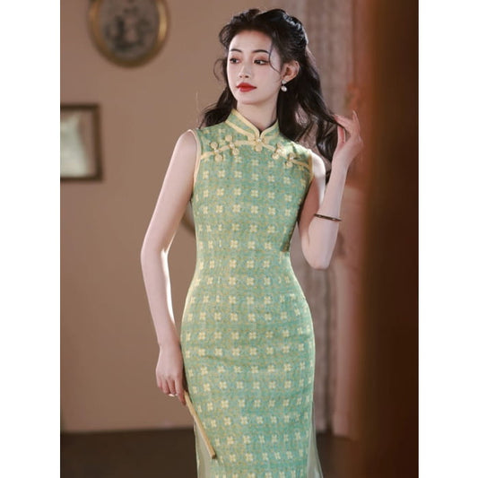 Green Floral Patterned Cheongsam - Female Hanfu