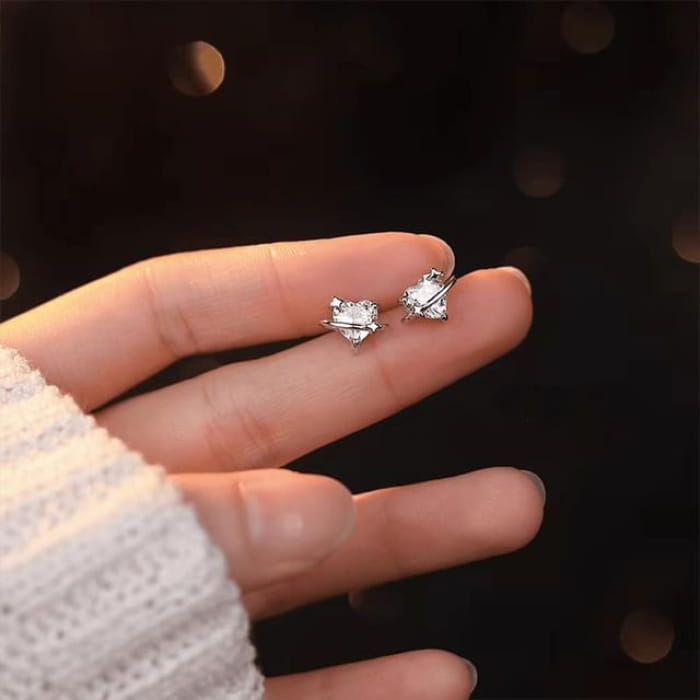 Heart / Butterfly / Star Alloy Stud Earring - 1 Pair - &