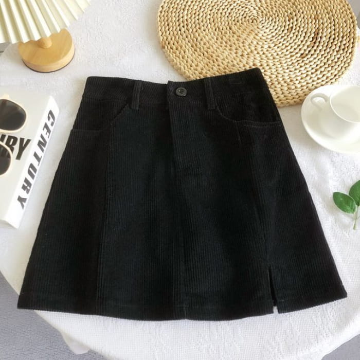 High Waist Corduroy Wide Leg Shorts - Black / S