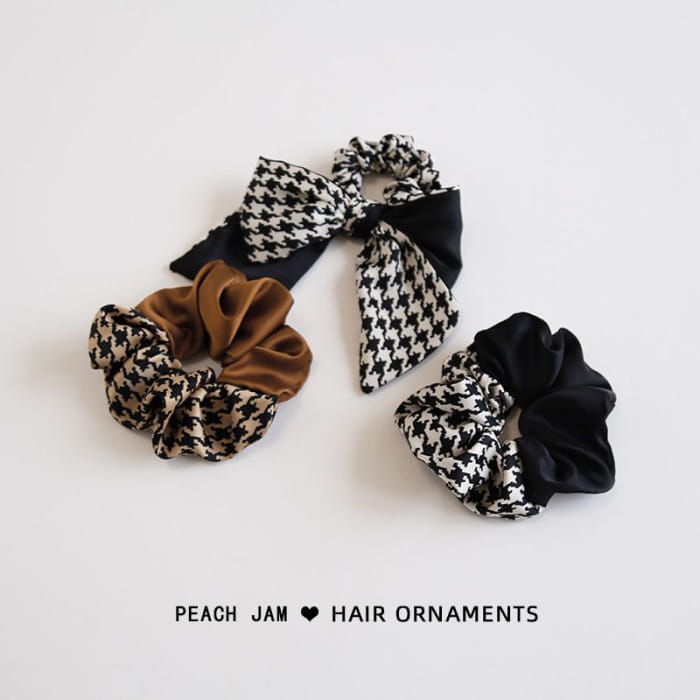 Houndstooth Hair Tie / Scrunchie