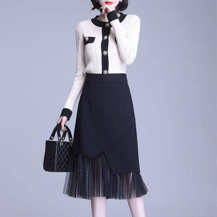 Irregular Mesh Stitching Black Skirt