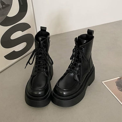 Lace-Up Platform Short Boots - Black / 35 - Shoes