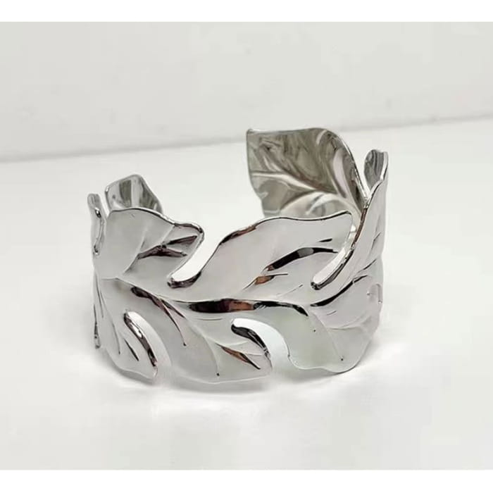 Leaf Open Bangle