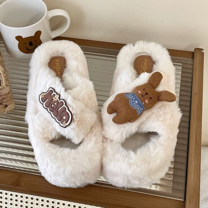 Letter Applique Fluffy Platform Slippers