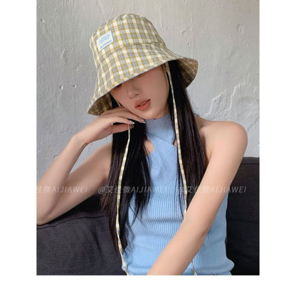 Lettering Applique Plaid Bucket Hat