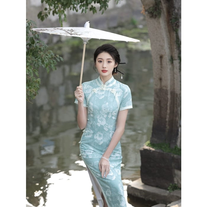 Light Green Floral Cheongsam Dress - Female Hanfu