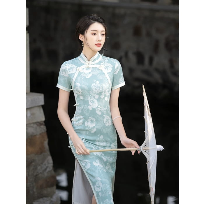 Light Green Floral Cheongsam Dress - Female Hanfu
