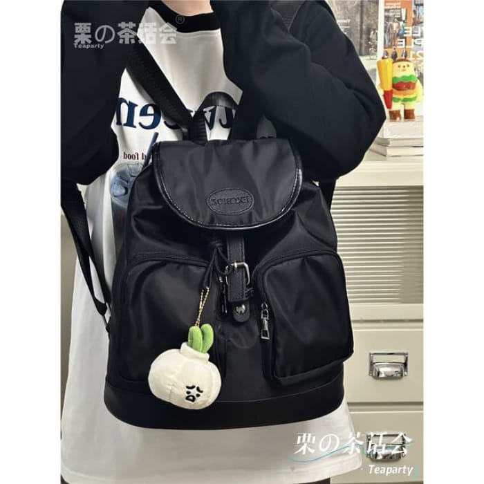 Logo Buckled Flap Backpack / Charm / Set - With Garlic