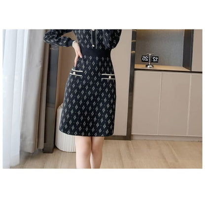 Long-Sleeve Collar Patterned Knit Mini Sheath Dress