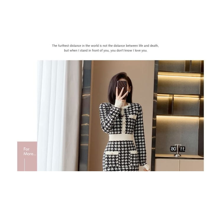 Long-Sleeve Crew Neck Patterned Knit Mini Sheath Dress