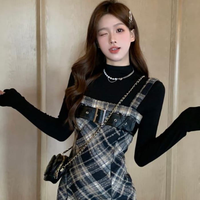 Long-Sleeve Mock Neck Knit Top / Plaid Midi Dungaree Dress