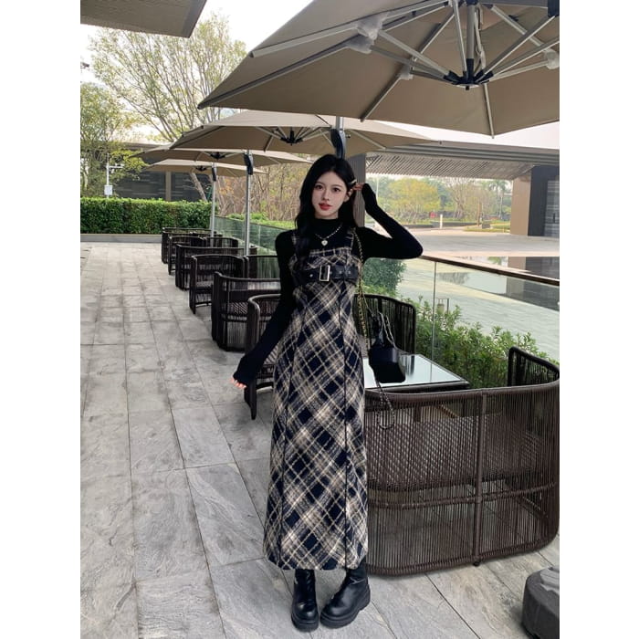 Long-Sleeve Mock Neck Knit Top / Plaid Midi Dungaree Dress