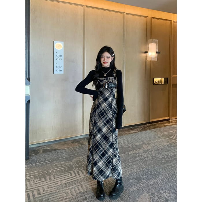 Long-Sleeve Mock Neck Knit Top / Plaid Midi Dungaree Dress