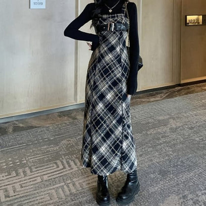 Long-Sleeve Mock Neck Knit Top / Plaid Midi Dungaree Dress