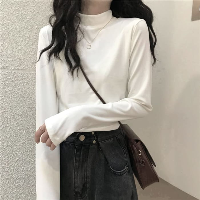 Long-Sleeve Mock Neck Plain T-Shirt - Clothing