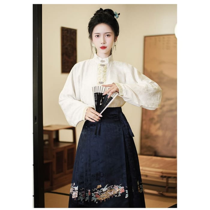 Long-Sleeve Plain Hanfu Top / High Waist Floral Maxi Ma