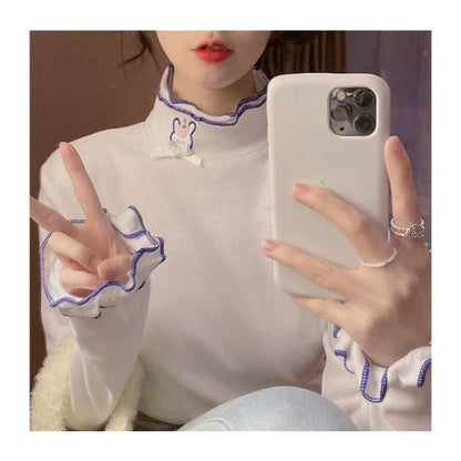 Long-Sleeve Rabbit Embroidered Lettuce Edge Tee