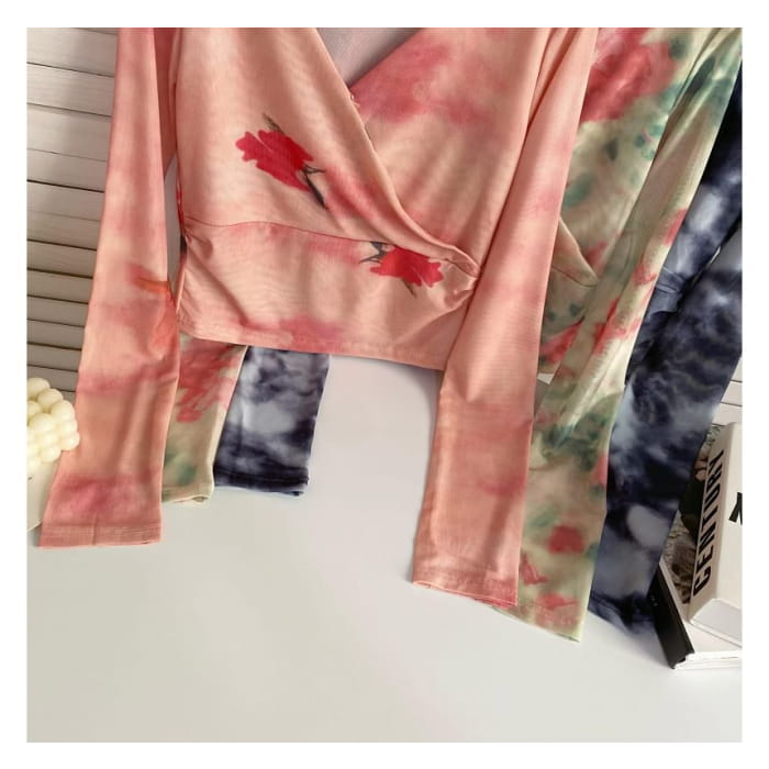 Long-Sleeve V-Neck Floral Print Wrap Mesh Top