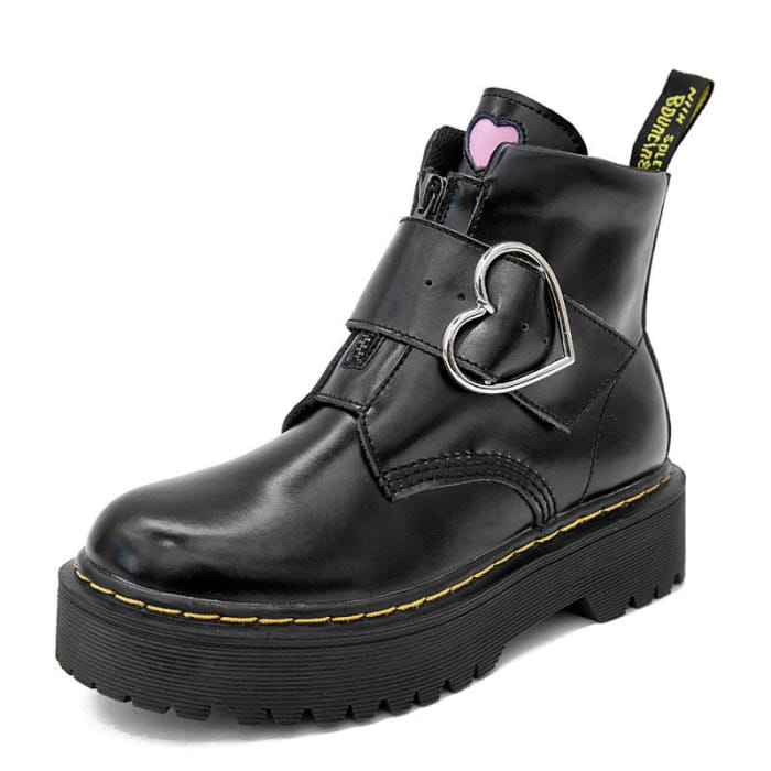 Love Heart Buckle Platform Boots - Black / 35