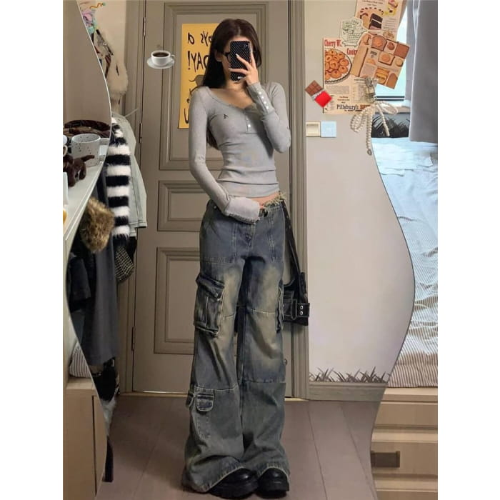 Low Waist Washed Wide Leg Cargo Jeans