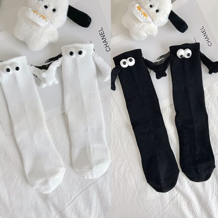 Magnetic Hands Socks Set - of 2 Pairs - White & Black