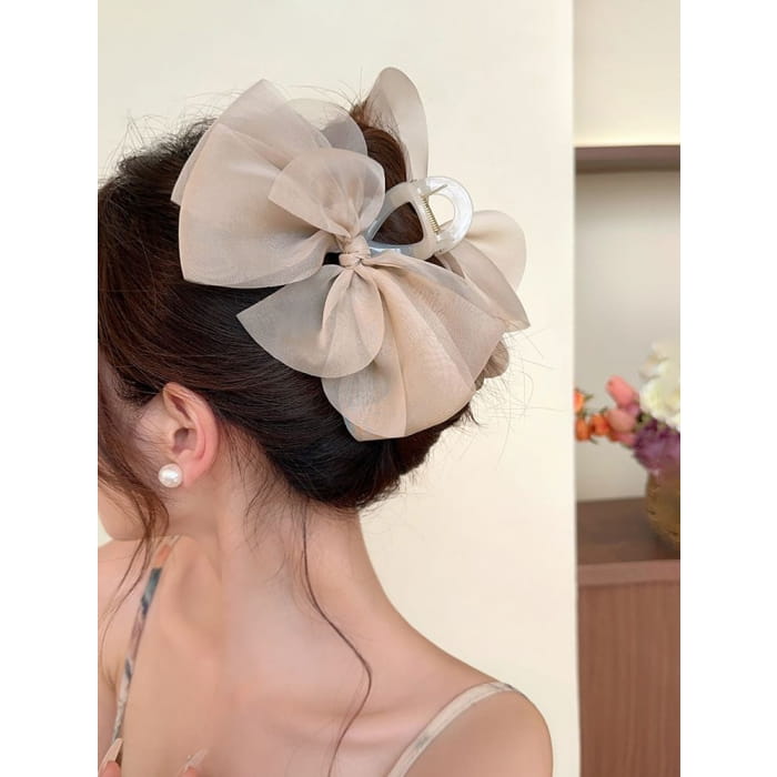 Mesh Bow Accent Hair Claw