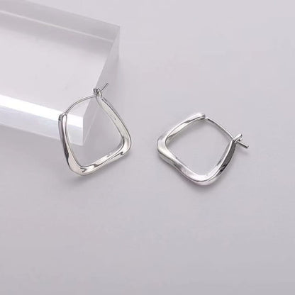 Metal Hoop Earring - 1 Pair - Silver / One Size