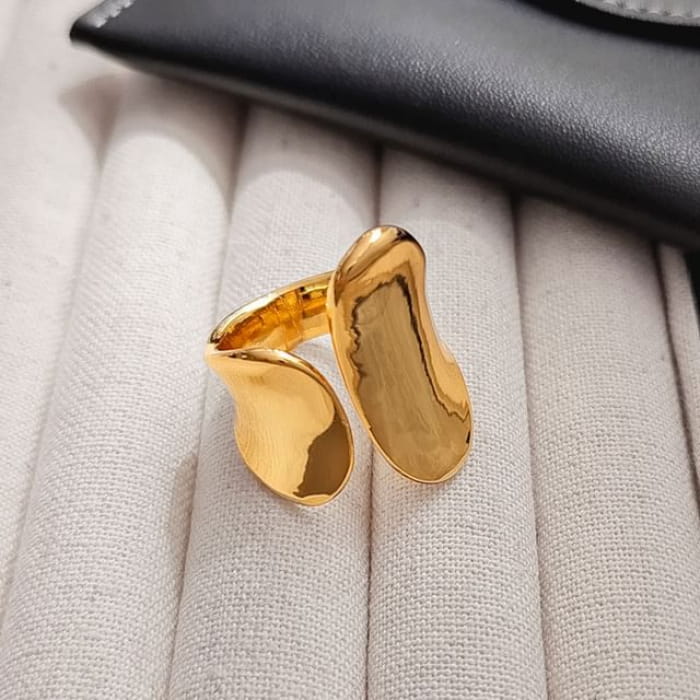 Metallic Thick Ring - 1 Pc - Gold / One Size