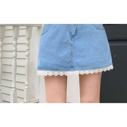 Mid Rise Lace Trim Denim Mini Skirt