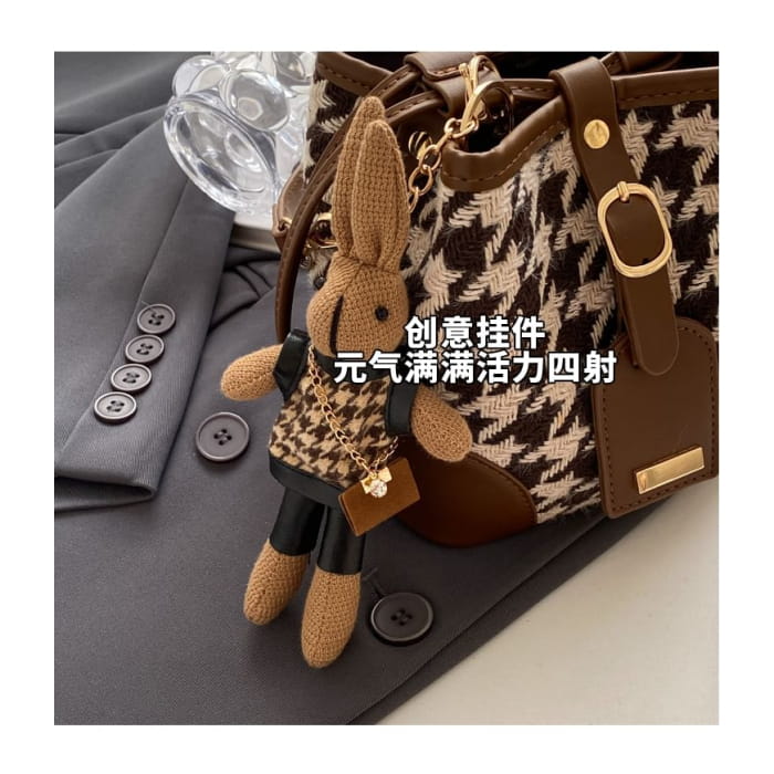 Patterned Bucket Bag / Charm / Set