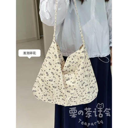 Patterned Tote Bag / Charm / Set - Black Floral - Beige