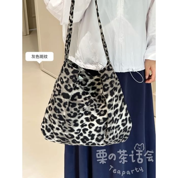 Patterned Tote Bag / Charm / Set - Leopard - Black & Gray