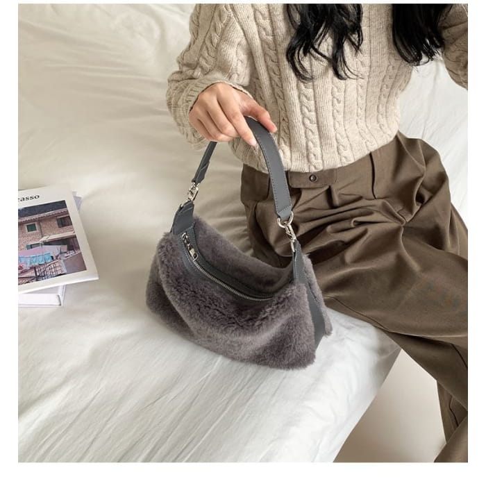 Plain Fleece Shoulder Bag