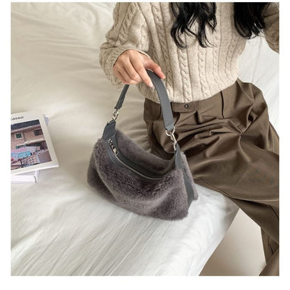 Plain Fleece Shoulder Bag