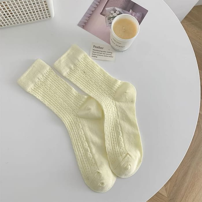 Plain Patterned Socks - Light Yellow / One Size