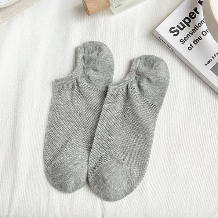 Plain Perforated No Show Socks - Gray / One Size